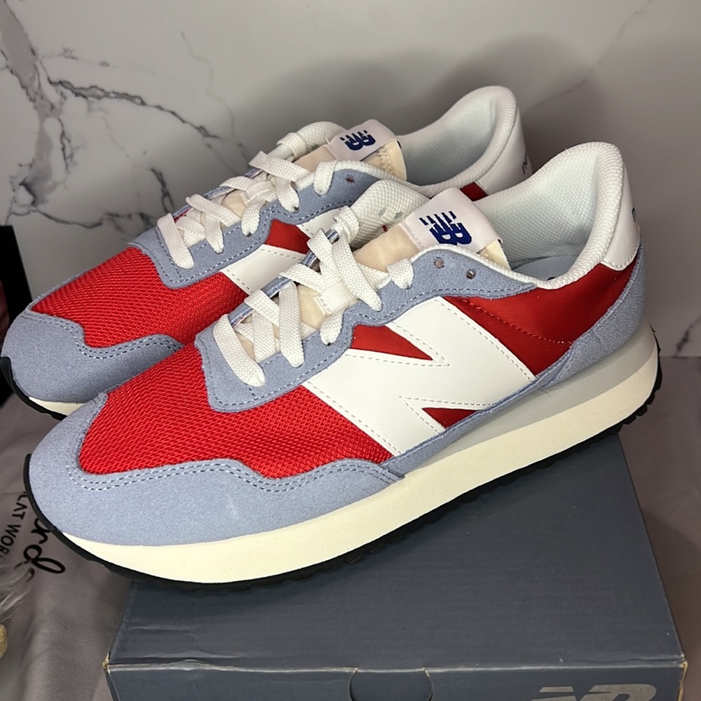 Mens NIB New Balance 237 red and blue size 9 - Picture 6 of 16